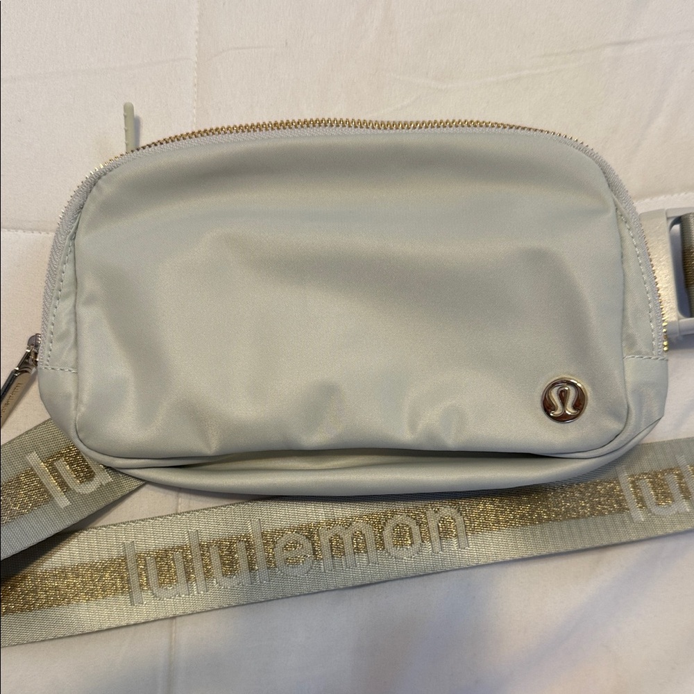 Lululemon Athletica Light Gray Crossbody Bag